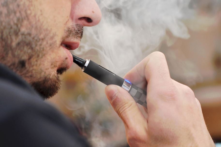 Bara Rokok di Sudut Kampus Muhammadiyah