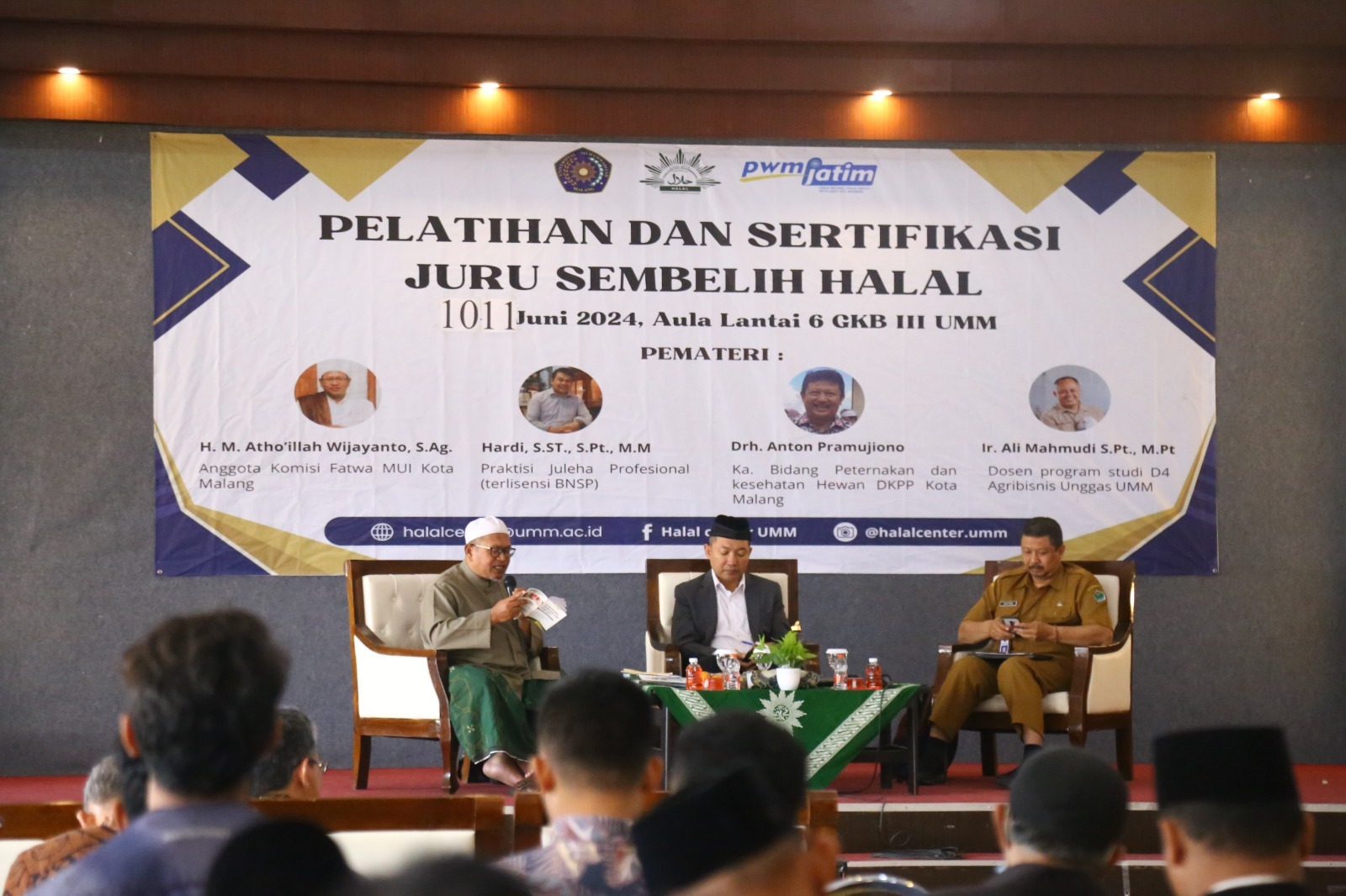 Pelatihan juru sembelih halal di UMM